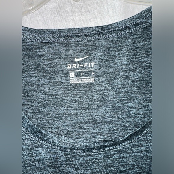 Nike Women’s Dri-Fit Gray Swoosh Short Sleeve Casual Activewear Shirt Size: L - Picture 3 of 7
